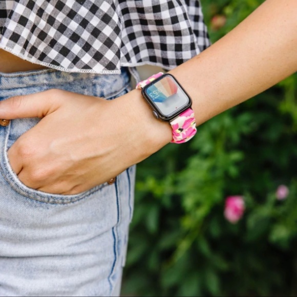 Apple Watch Band Hot Pink Floral NWT - Picture 3 of 6